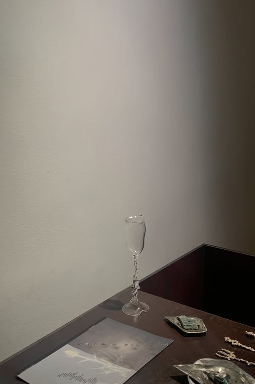 Glasses 0003, stemmed drinking glass in clear hand-sculpted borosilicate glass, Rain and Rivers, Barcelona