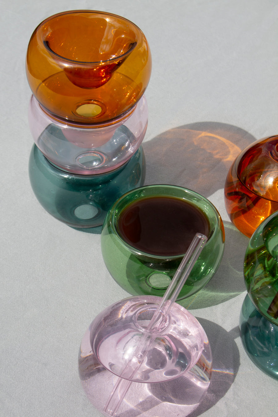Flotar (2023), sculptural glassware homage to Lina Bo Bardi by Magdalena Hart, image 1 of 5